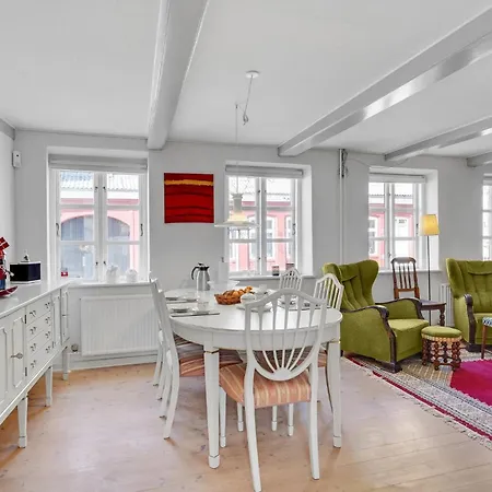 3 Bedroom Gorgeous In Сasa de vacaciones Assens